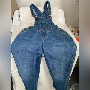 Old Navy overalls size 10 quality denim